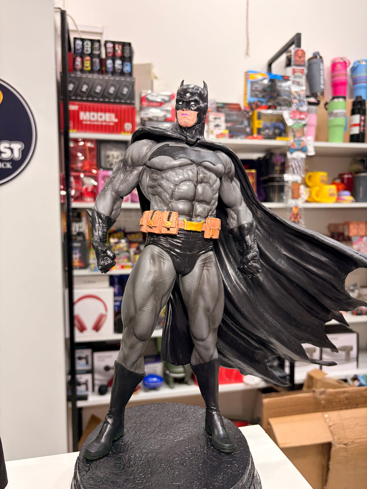 Batman Figure | 40 cm