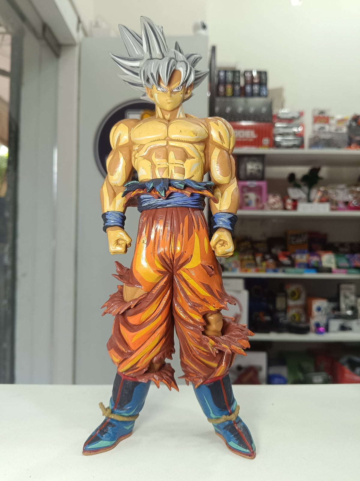 Goku ULtra Instinct