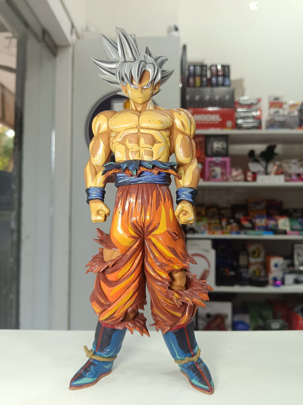 Goku ULtra Instinct