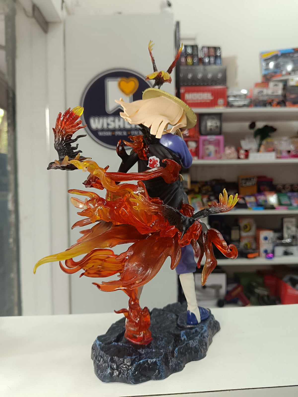 Itachi crow standing