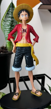 One Piece Monkey D. Luffy Classic Pose Action Figure
