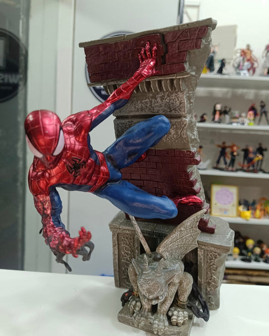 Spider-Man Wall Climbing Action Figure – Marvel Collectible