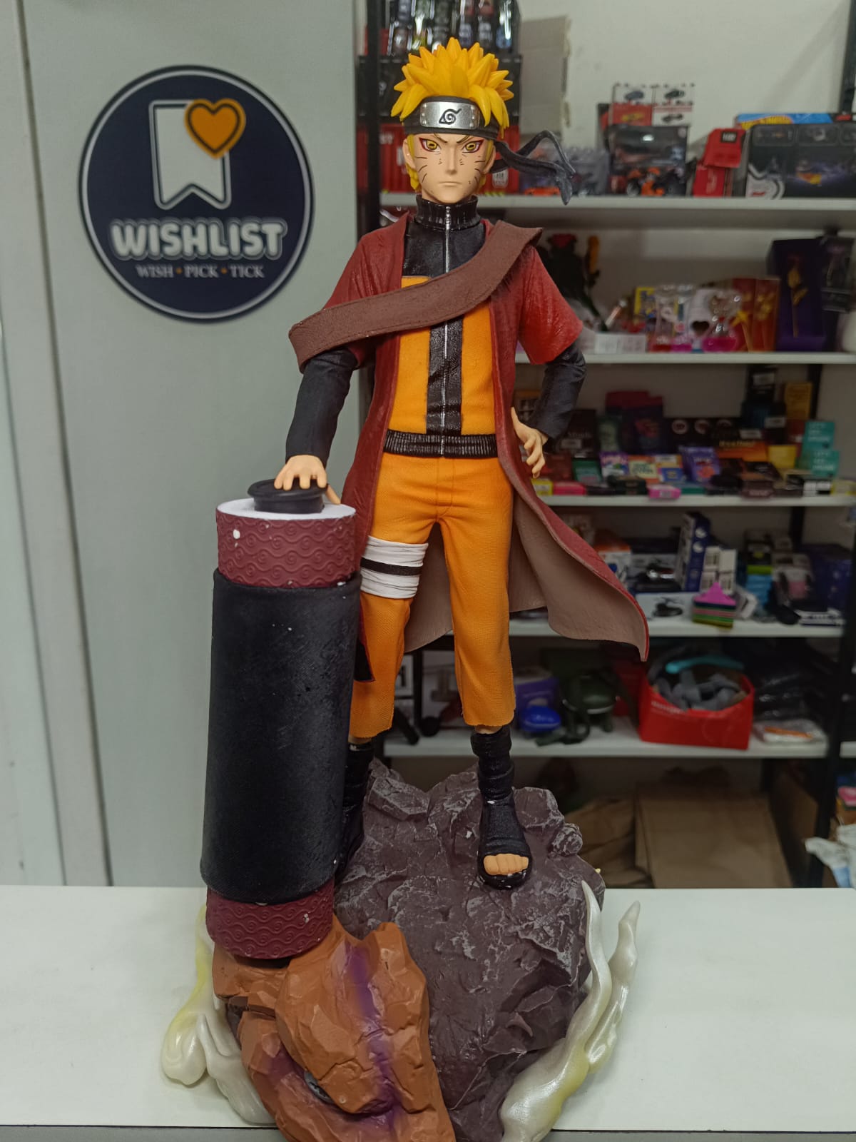 Naruto With Scroll