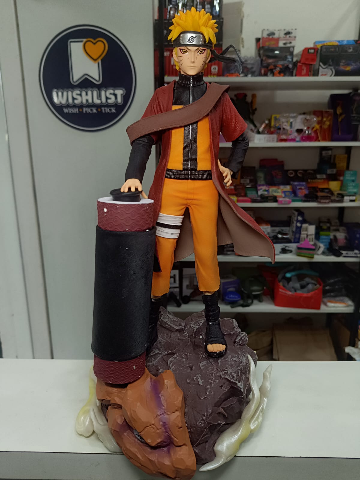 Naruto With Scroll