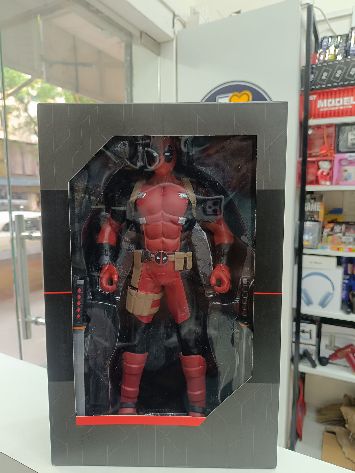 Deadpool l33 cm